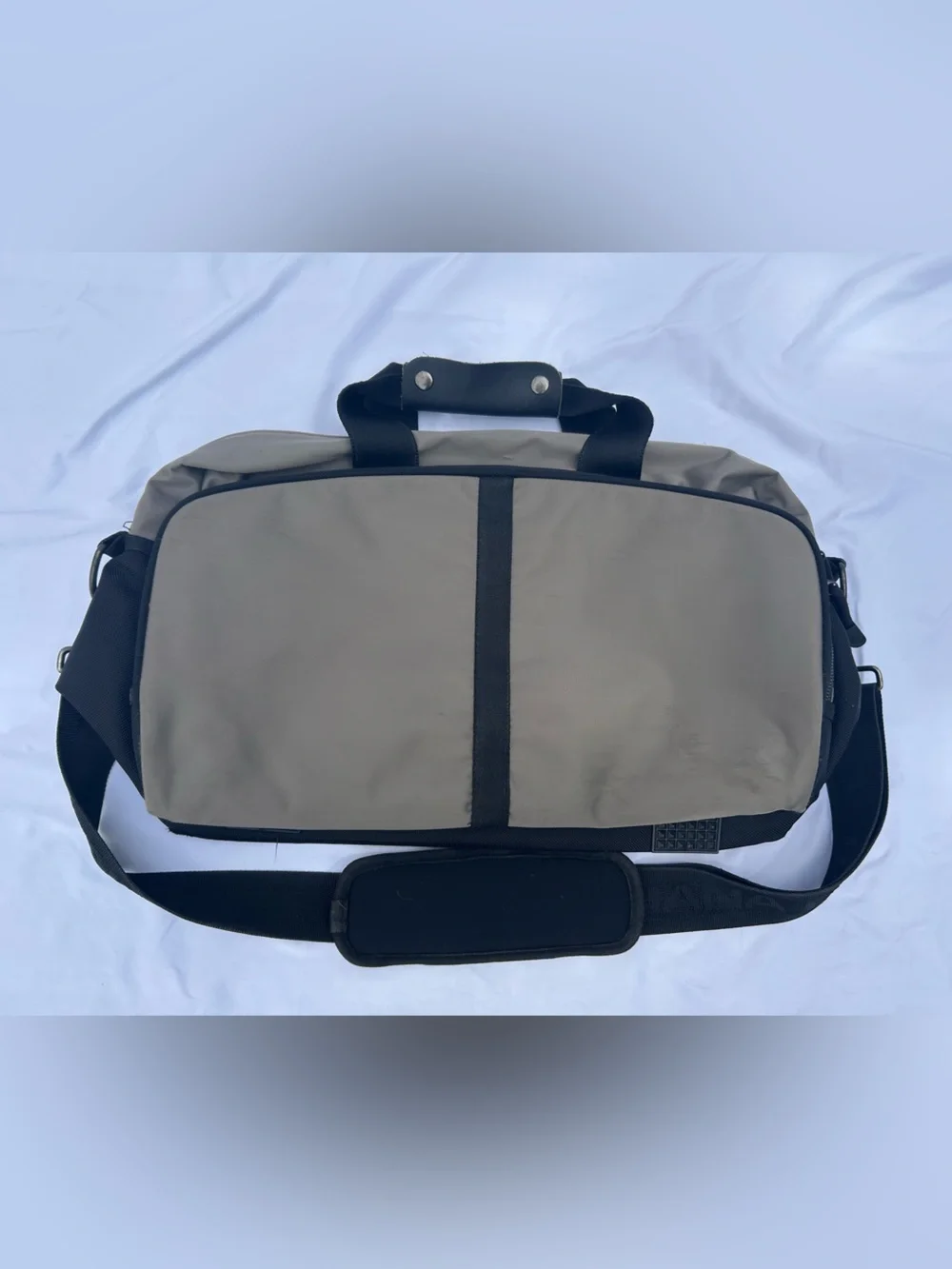 Banana Republic Gray Crossbody Messenger Bag - Modern Commuter Carry